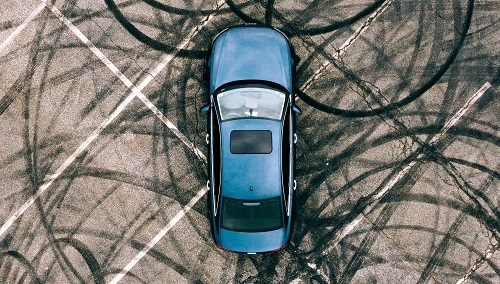 Можно ли ездить задним ходом по дороге с односторонним движением?