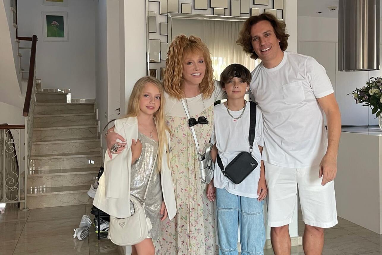 Местным на нее плевать: житель Лимасола рассказал о жизни Пугачевой на вилле