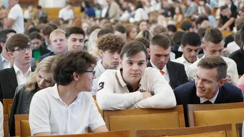 Сокращение приема в столичные вузы: Матвиенко знает, как сделать образование «эксклюзивным»