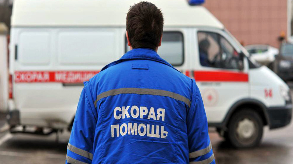 Врачей не хватает. Но и оставшиеся медики разбегаются. А причина на поверхности