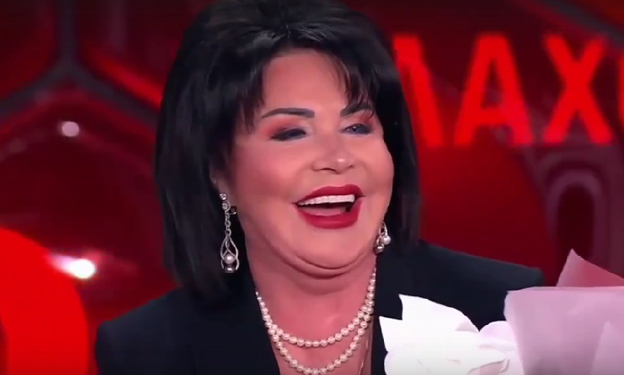 Неожиданный юбилей: Что стало причиной бурных обсуждений вокруг Надюши Бабкиной? 🤔