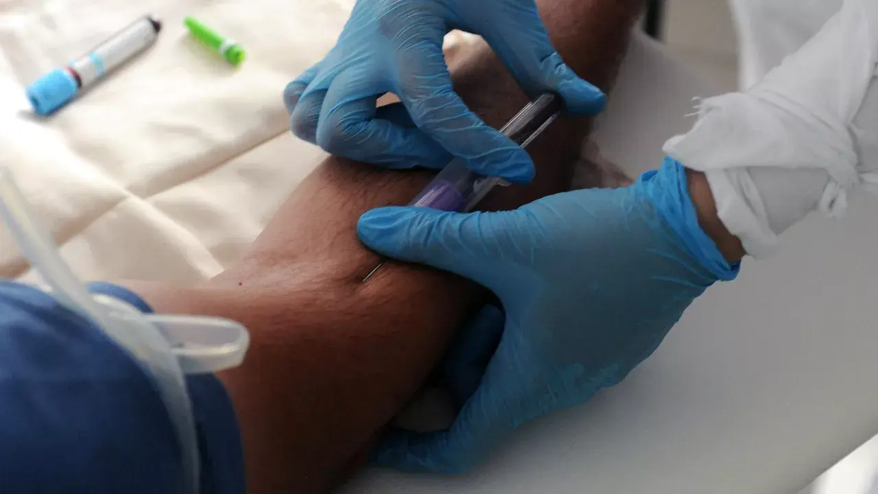 Неожиданная новость из Челябинска: муж оказался с результатами "беременности"