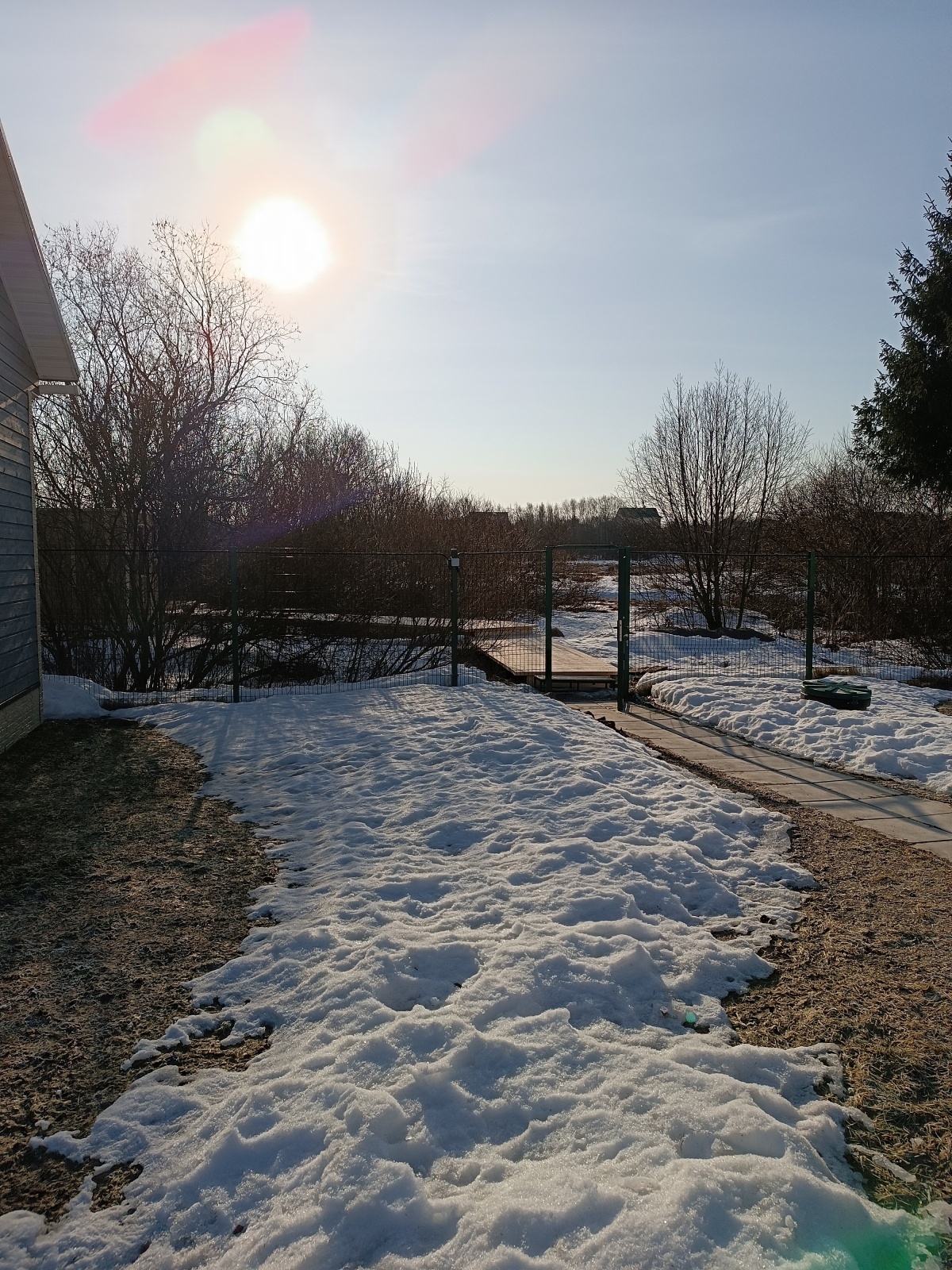 В дни школьных каникул /Март/