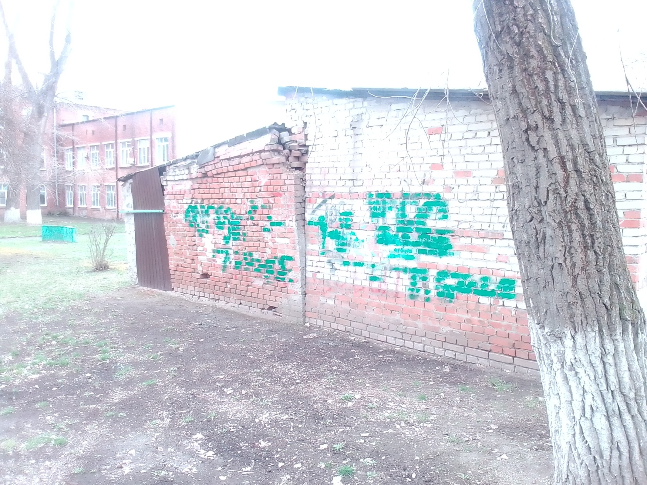 35 лет демократии в России! А есть ли изменения? На дворе 21 век, а мы все в прошлом живем.