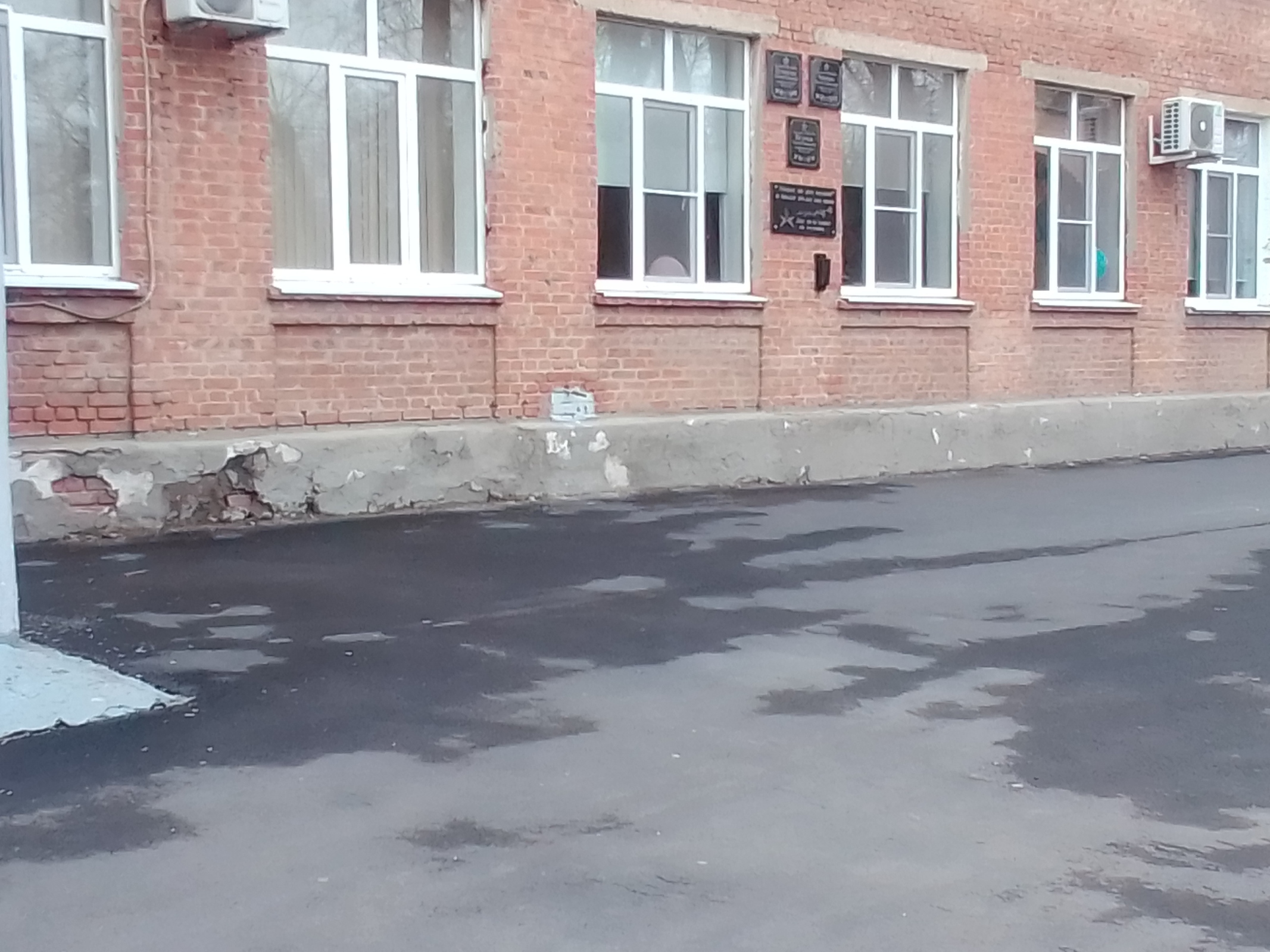 35 лет демократии в России! А есть ли изменения? На дворе 21 век, а мы все в прошлом живем.