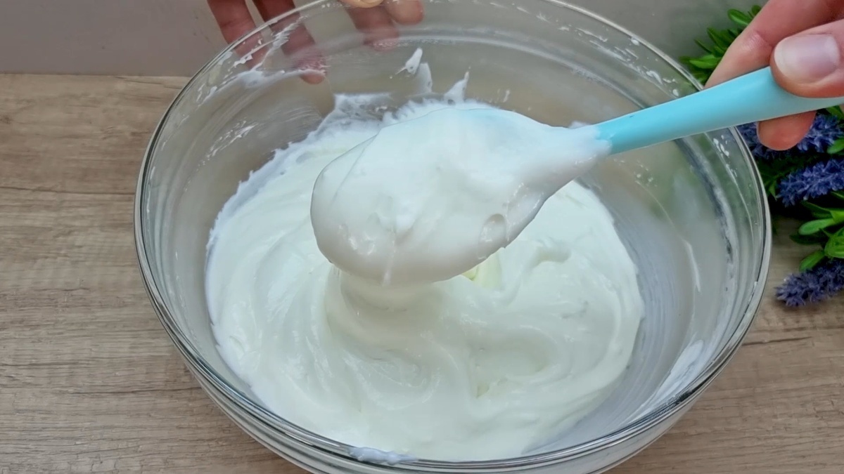 Молочный десерт с печеньем - вкусный завтрак, дети в восторге