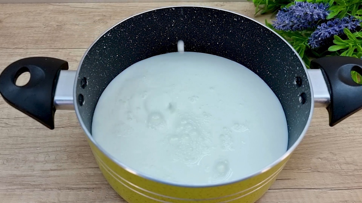 Молочный десерт с печеньем - вкусный завтрак, дети в восторге