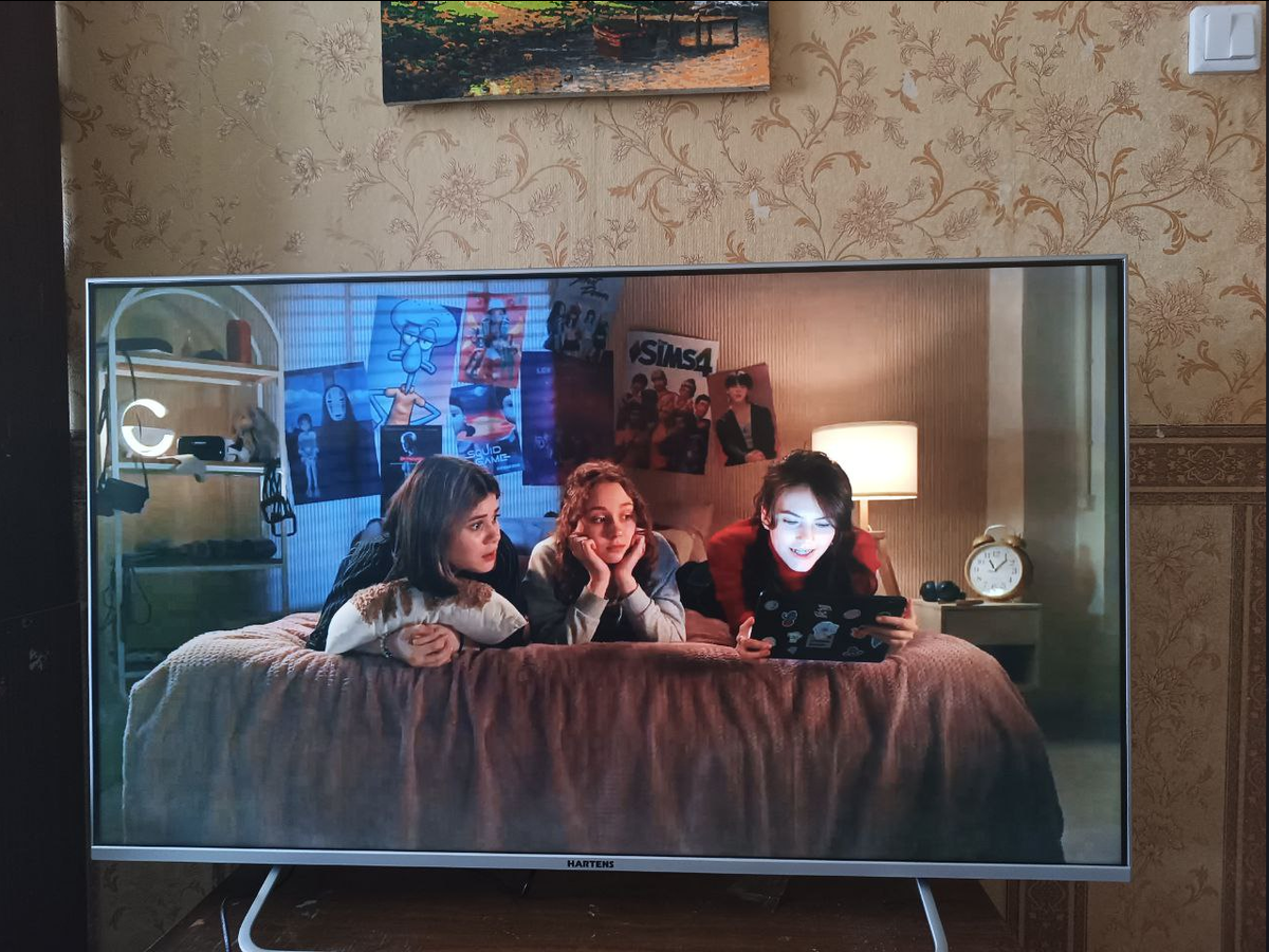 Показываю телевизор, который я приобрела бесплатно