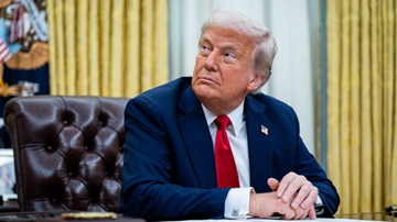 Объявление Трампа о тарифах в прямом эфире. Президент США намерен ввести ответные тарифы в честь «Дня освобождения»