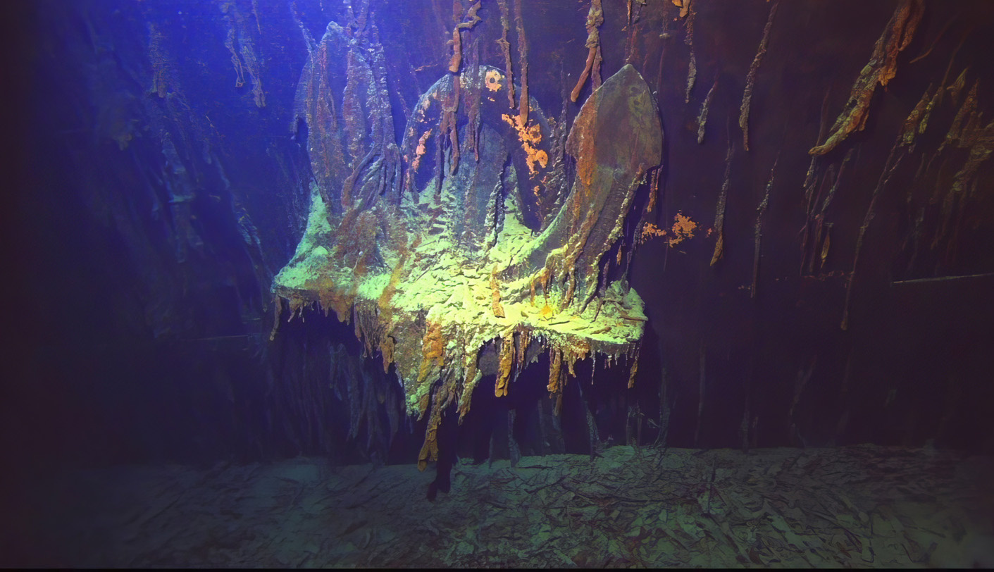 Фотографии обломков знаменитого "Титаника", сделанные на дне Атлантического океана