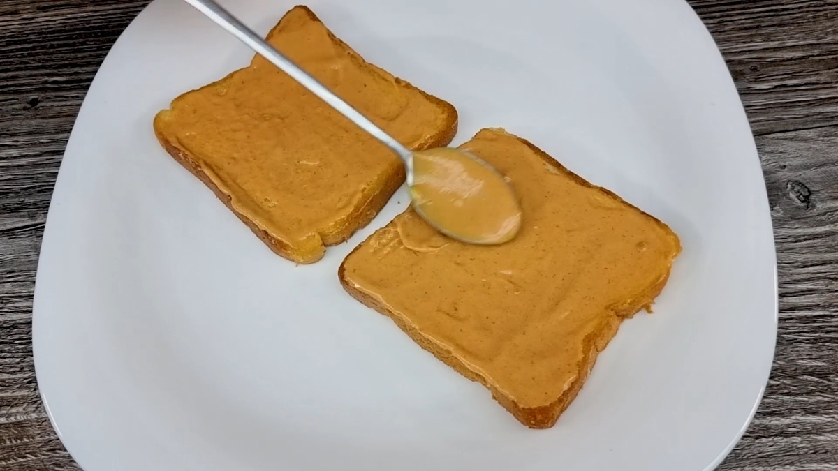 Горячие бутерброды для завтрака или перекуса.