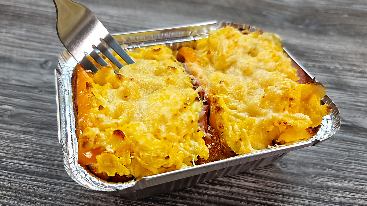 Горячие бутерброды для завтрака или перекуса.