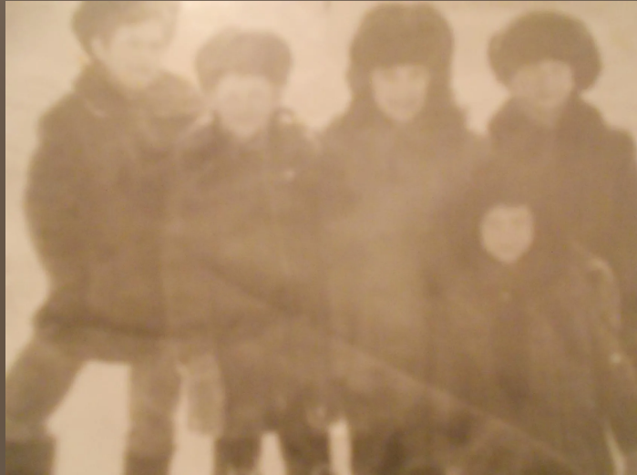 История о том, как я в детстве соседке старшекласснице нос сломал