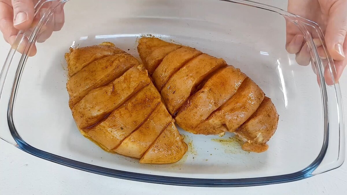 Рецепт сочного куриного филе запечёного в духовке (пошаговый рецепт)