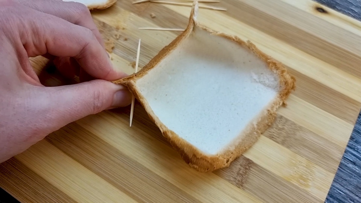 Горячие тосты с начинкой - простые идеи для завтрака (пошаговый рецепт)