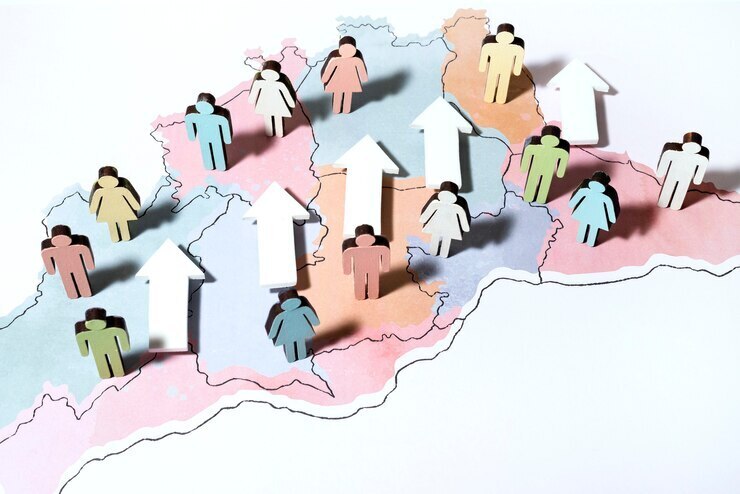 Мигранты - кто они: удачный ли эксперимент от МВД России