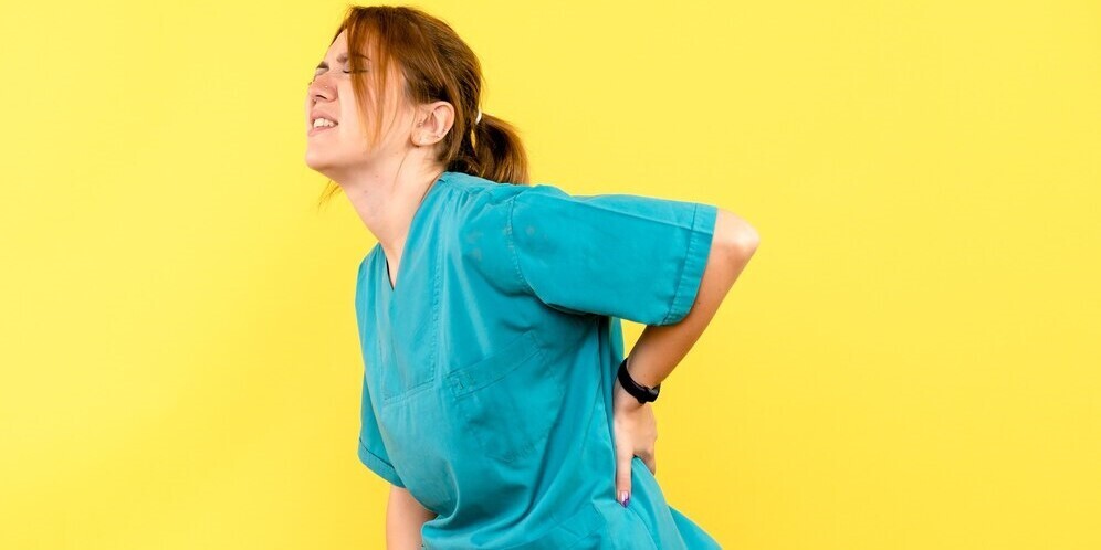 Спасла спину за 10 минут в день! Как я победила «офисную болезнь» без спортзала»