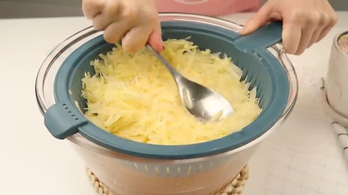 Мягкое, сочное мясо. Это коронное блюдо моей подруги и готовить не сложно.