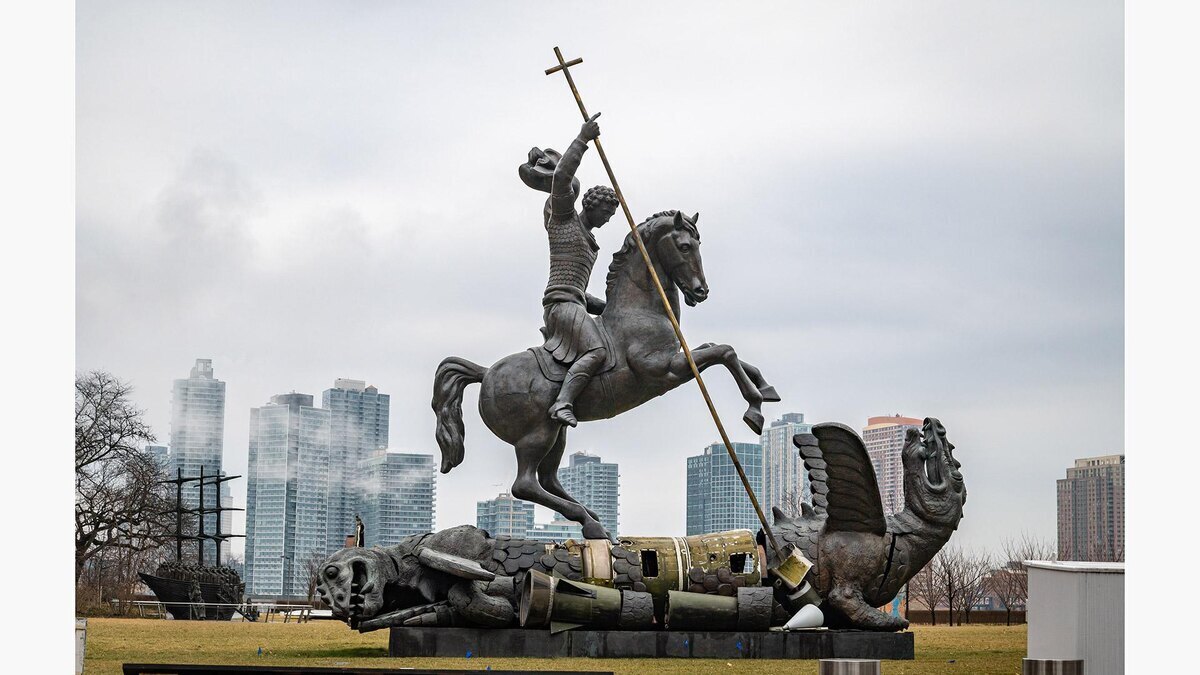 Умер скульптор Зураб Церетели. Какими работами он запомнился?