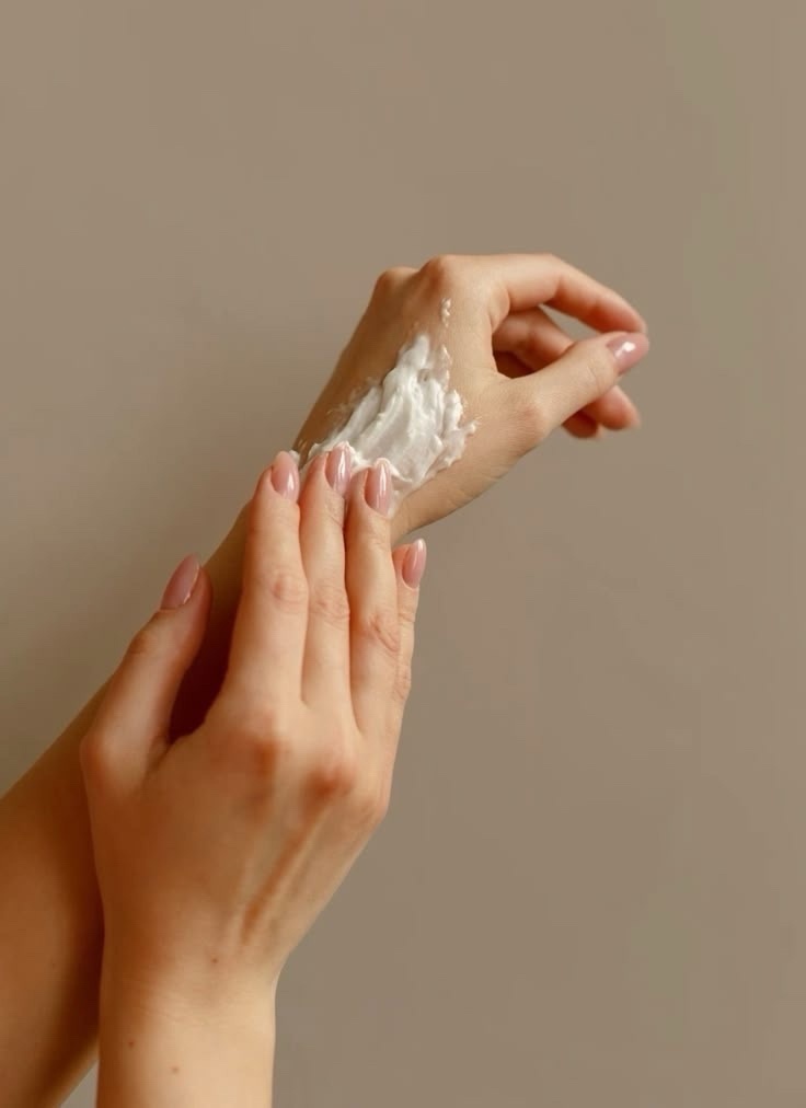 Роспотребнадзор обнаружил опасный канцероген в кремах La Roche-Posay, которые продаются на «WB» и «Озон»