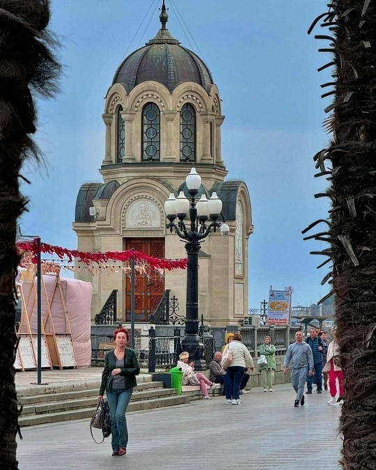 Ялта: Жемчужина Крыма, город солнца и вдохновения ☀️🌊🍇