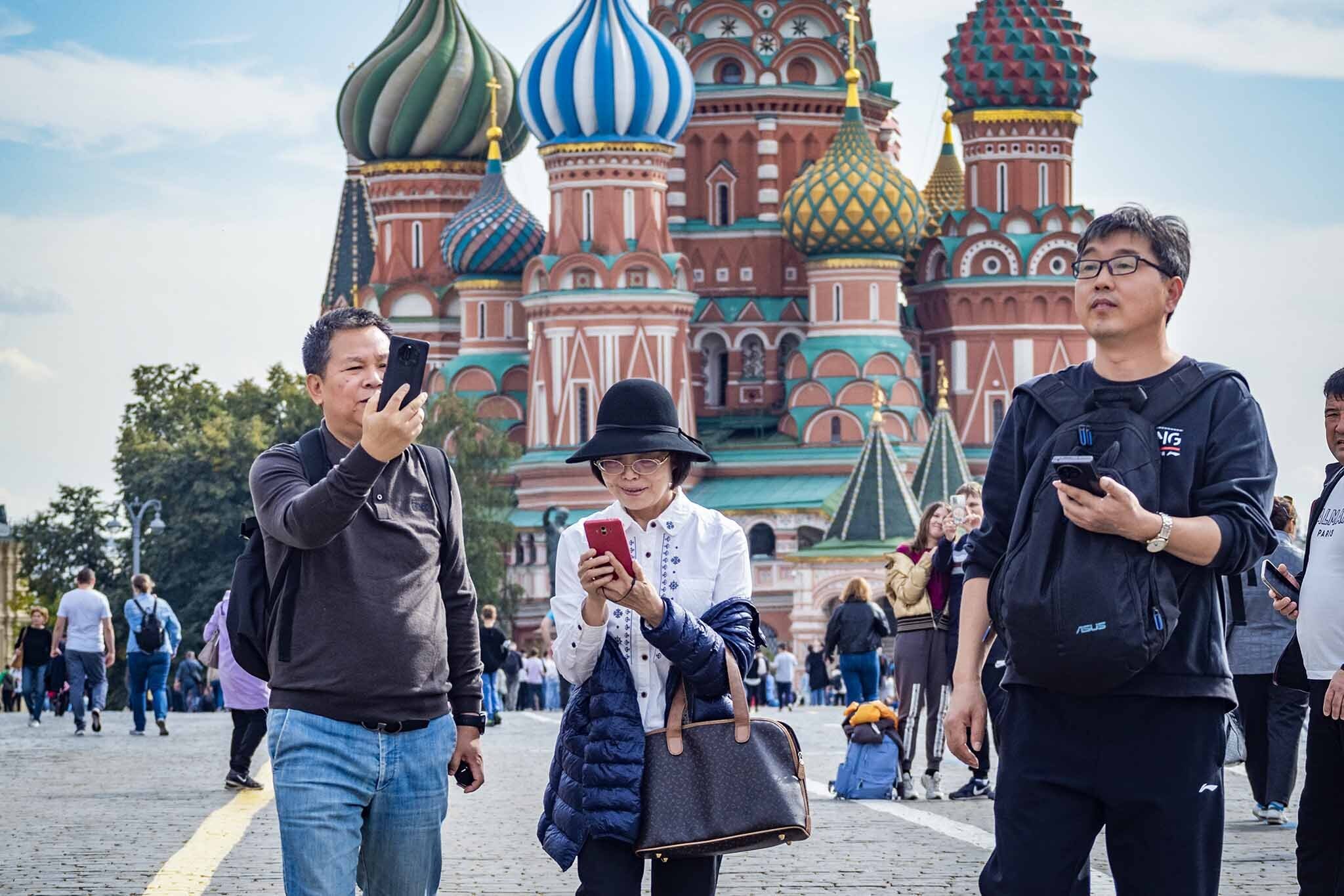 Первомай, Красная площадь