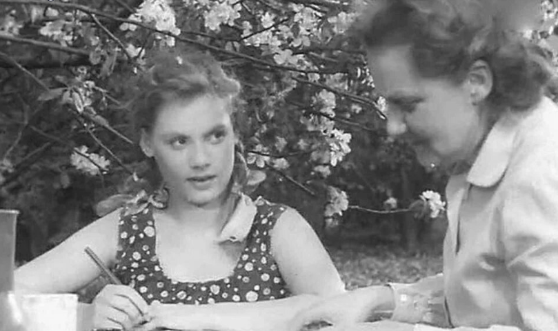 "Я узнала о своей бездетности в 25": трудное женское счастье Аллы Будницкой и приемная дочь, ставшая известной актрисой