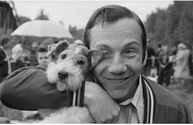 Тайна исчезновения Савелия Крамарова: почему актер на самом деле уехал из СССР