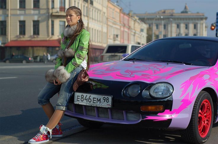 Дамоклов меч для стритрейсеров. В России хотят увеличить штраф за громкий выхлоп в 40 раз — с 500 рублей до 20–30 тысяч