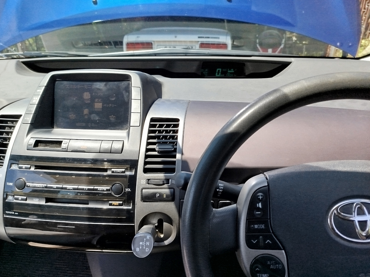 Приус панель приборов(табло) не загорается