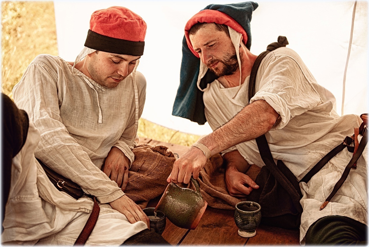 «Опять двадцать пять» / «Времена и Эпохи»