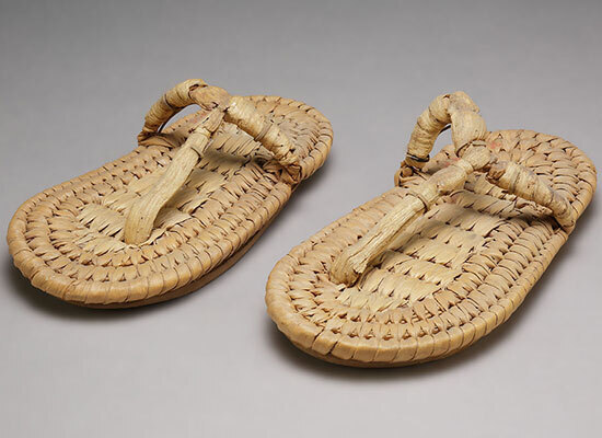 Шлёпки? Шлёпанцы? Сланцы? Вьетнамки?