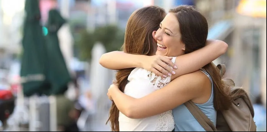 Объятия как лекарство: секрет здоровья в прикосновениях!