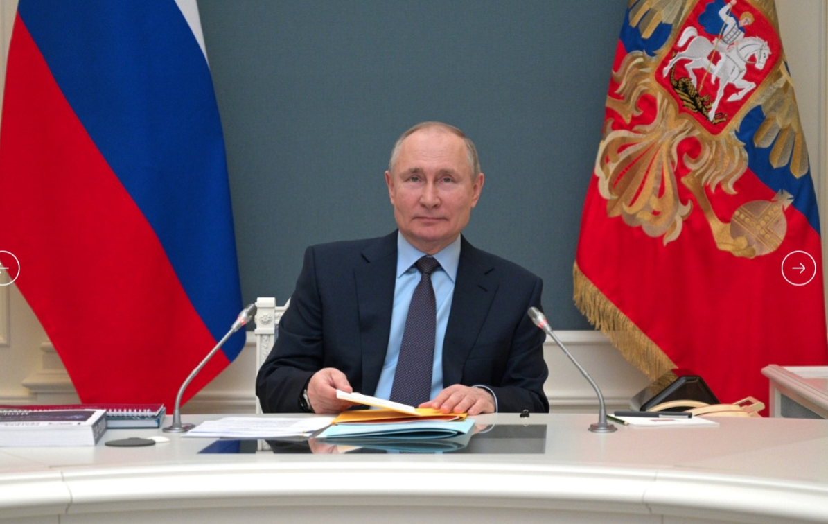 Владимир Путин подписал пакет законов в сфере безопасности и экономики