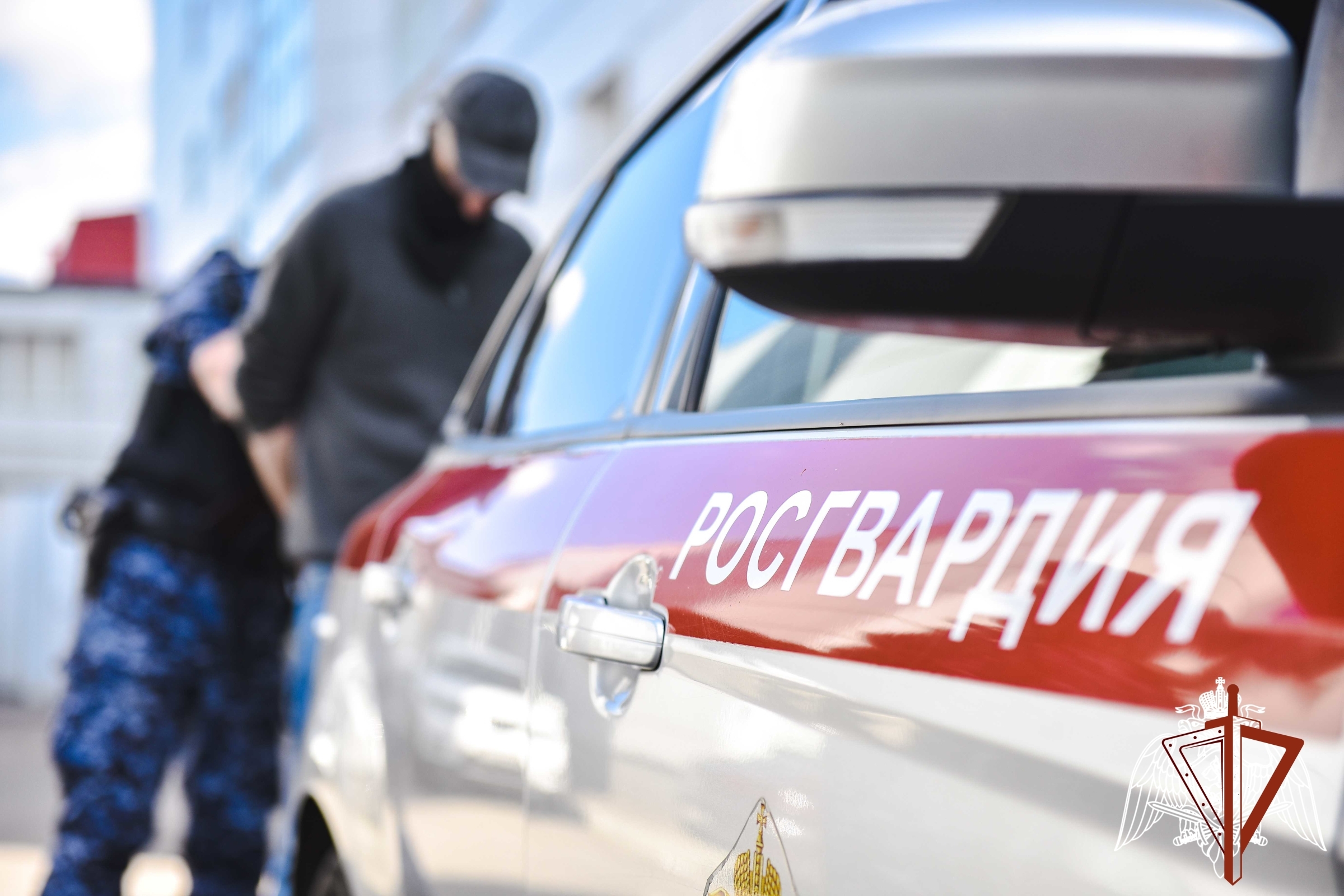 В Новосибирске экипаж вневедомственной охраны Росгвардии задержал мужчину за серию краж из магазинов В Новосибирске экипаж вневедомственной охраны Росгвардии задержал мужчину за серию краж из магазинов