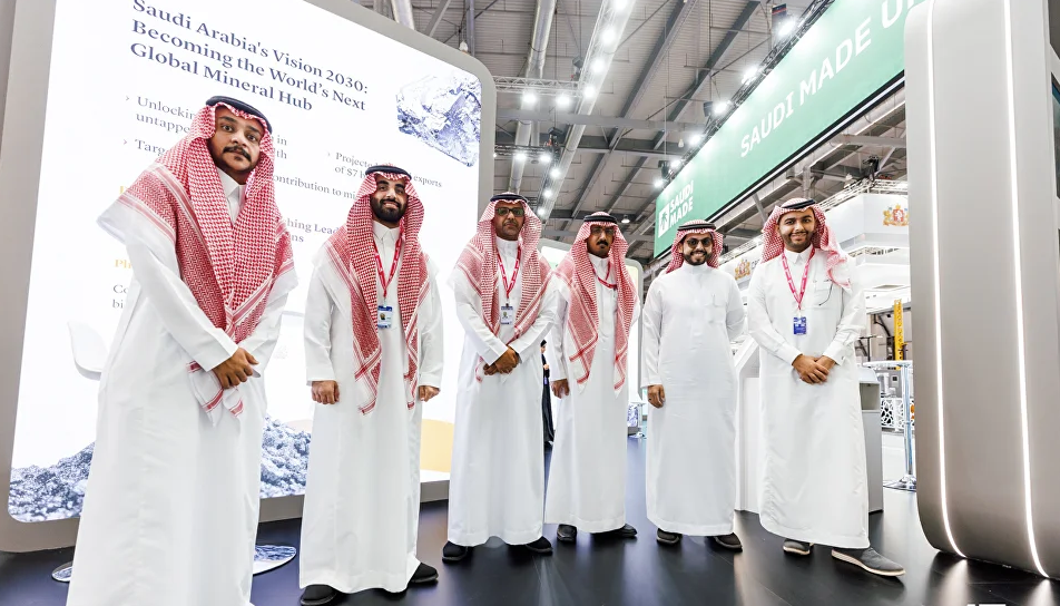 Иннопром-2025:Мишустину показали будущее российской промышленности