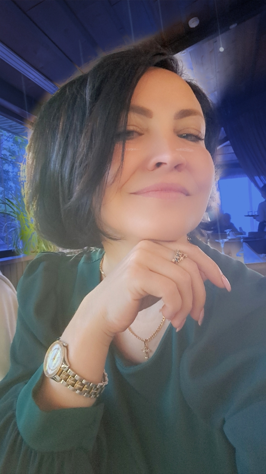 Есть особая сила в тех, кто осмелился слушать себя. Кто не бойтся идти против течения, когда внутренний голос говорит: "Твоя дорога — здесь".