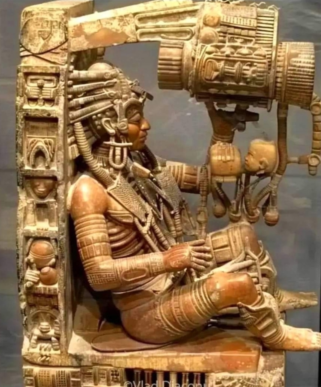 Загадочный космонавт майя