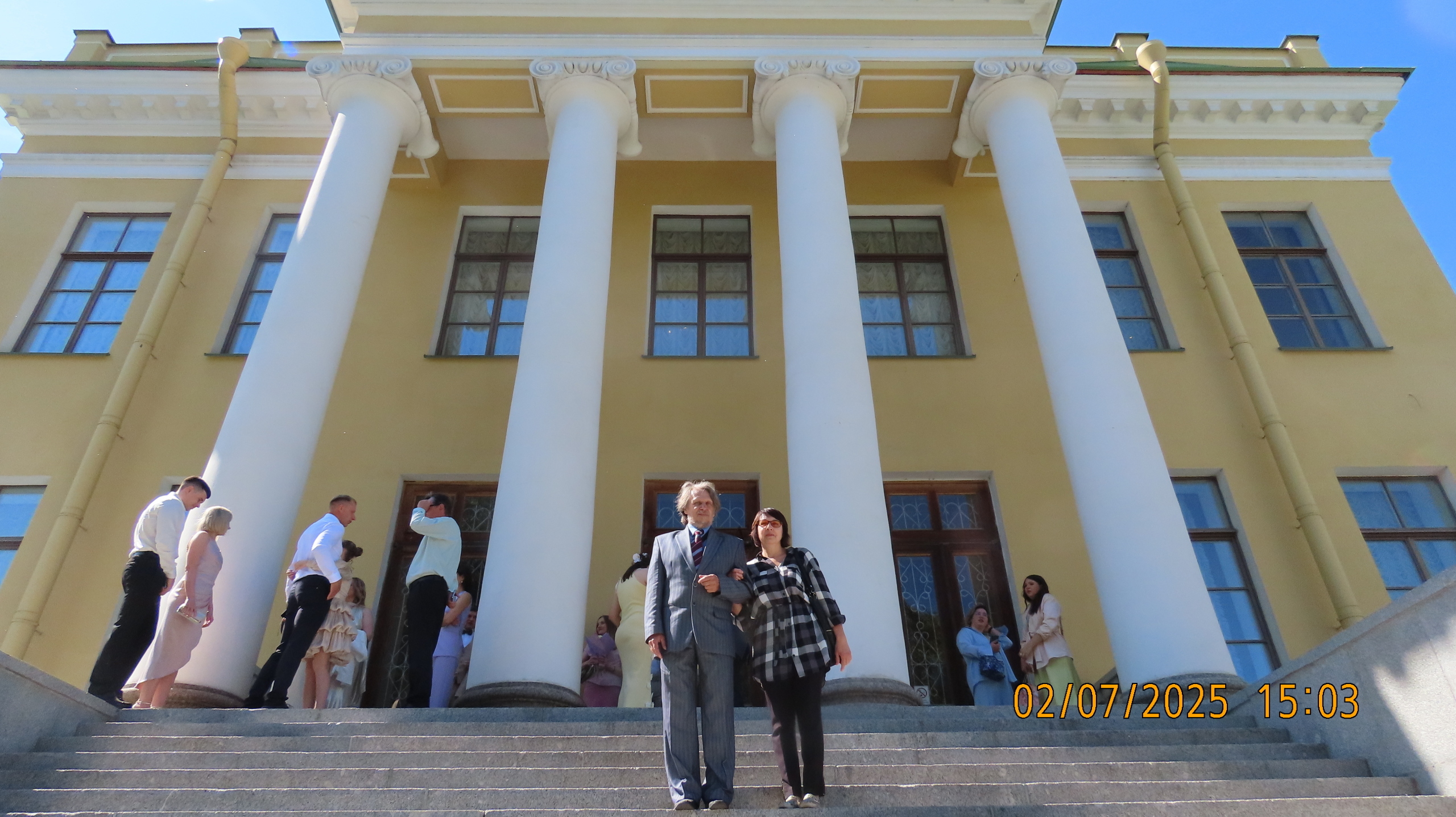 О юбилеях и подарках.