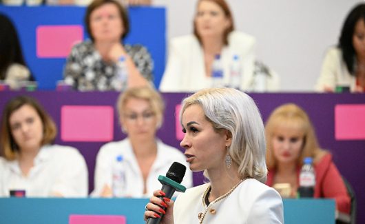 РЭЦ представил программу национального бренда «Сделано в России»: новый бренд для старого балагана