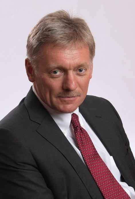 Решает только Путин. В Кремле прокомментировали перепалку Трампа с Медведевым