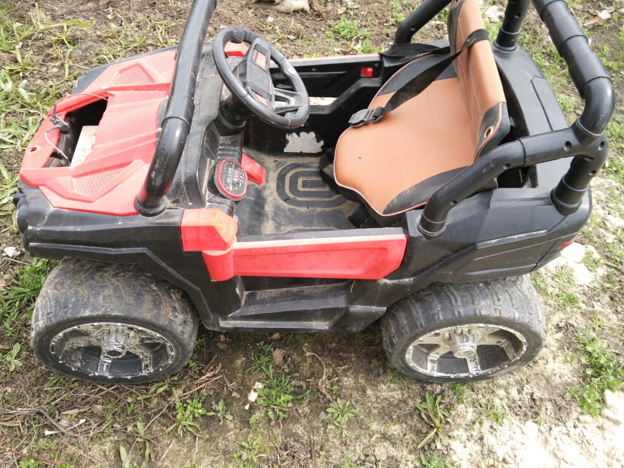 Нашел детскую машинку. Можно из нее сделать тачку или тележку какую-нибудь? Или «овчинка не стоит выделки»? Не надо было брать эту машинку?