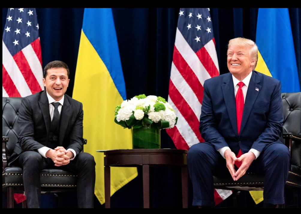 Круче только Папа Римский. Зеленский вдвое популярнее в США, чем Трамп