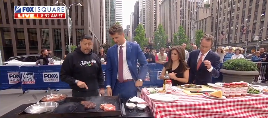 Смертельные случаи от ботулизма вызывают опасения по поводу безопасности фургонов с едой.