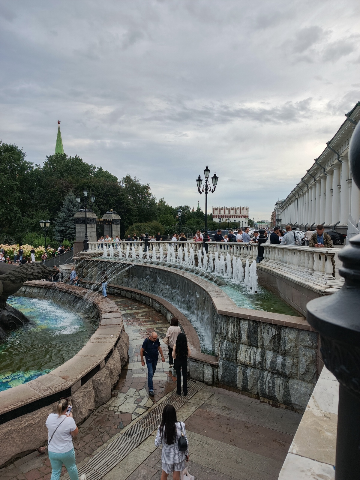 Съездить в Москву и не лопнуть от зависти: возможно ли?