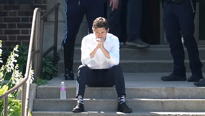 Найден подозреваемый открывший огонь в католической школе.