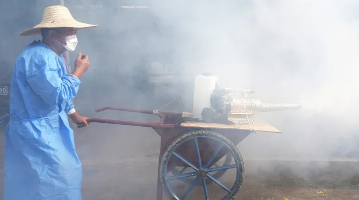 В США (ЦКЗ) предупреждают о «повышении» риска заражения вирусом.