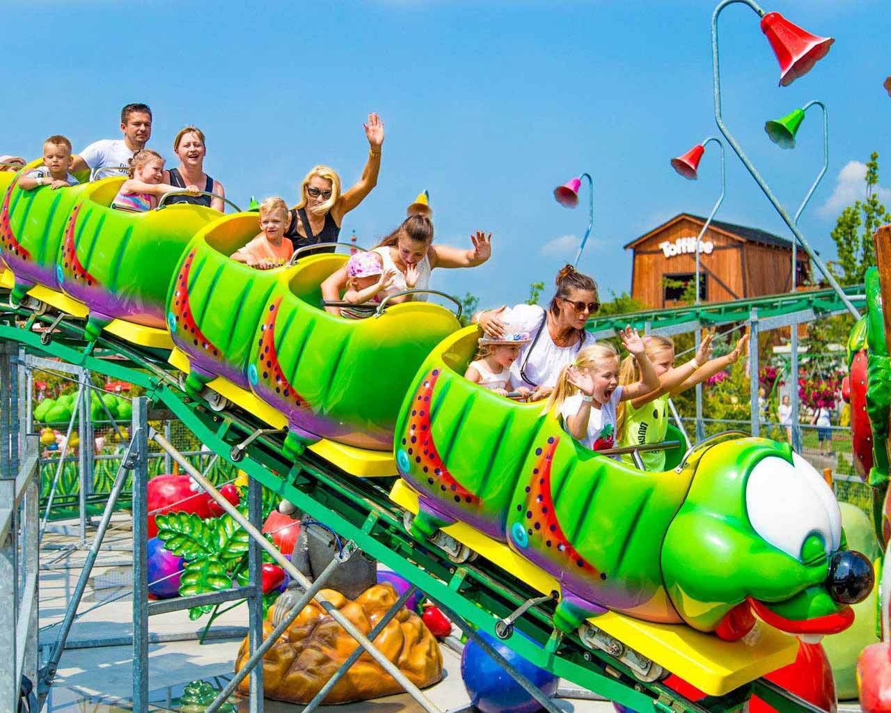 Щедроты имперского масштаба:Россия сделала очередной щедрый подарок Киргизии. Под Бишкеком открыли парк «Евразия» за 35 млн долларов