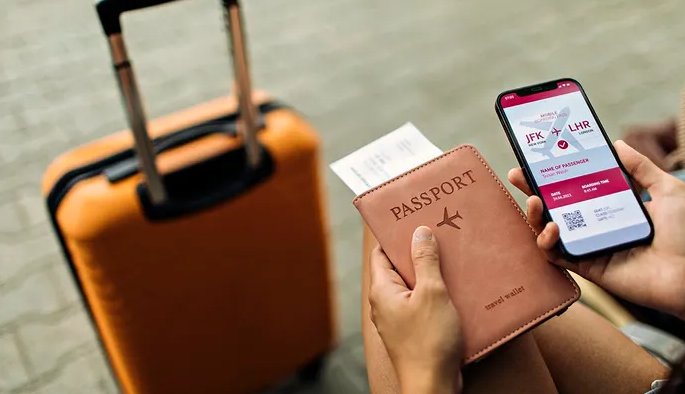 Иностранным путешественникам вскоре придется платить «визовый сбор» за посещение США в размере 250 долларов.