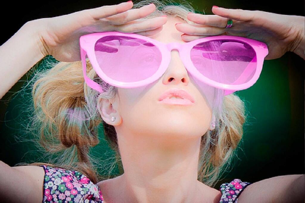 Розовые очки